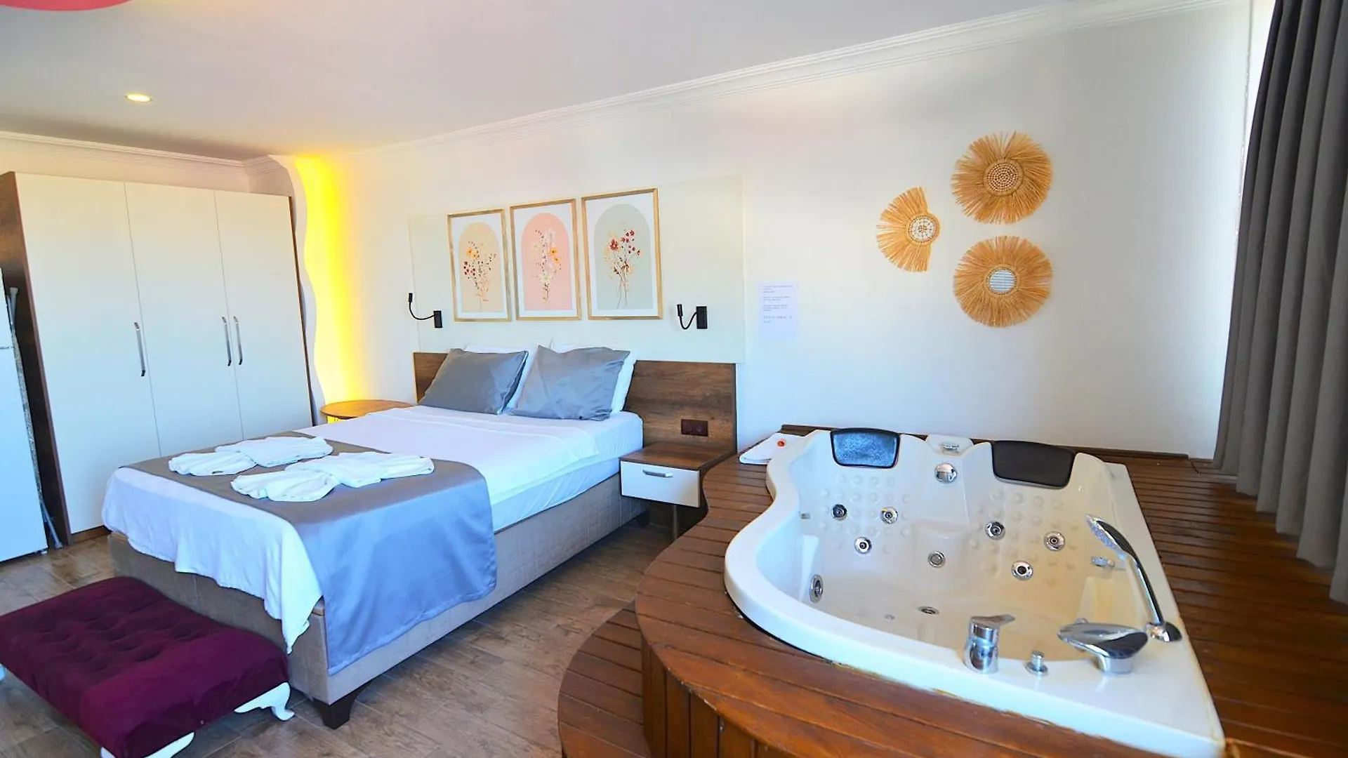 Aparthotel Royalis Apart Hotel By Mykonut Fethiye
