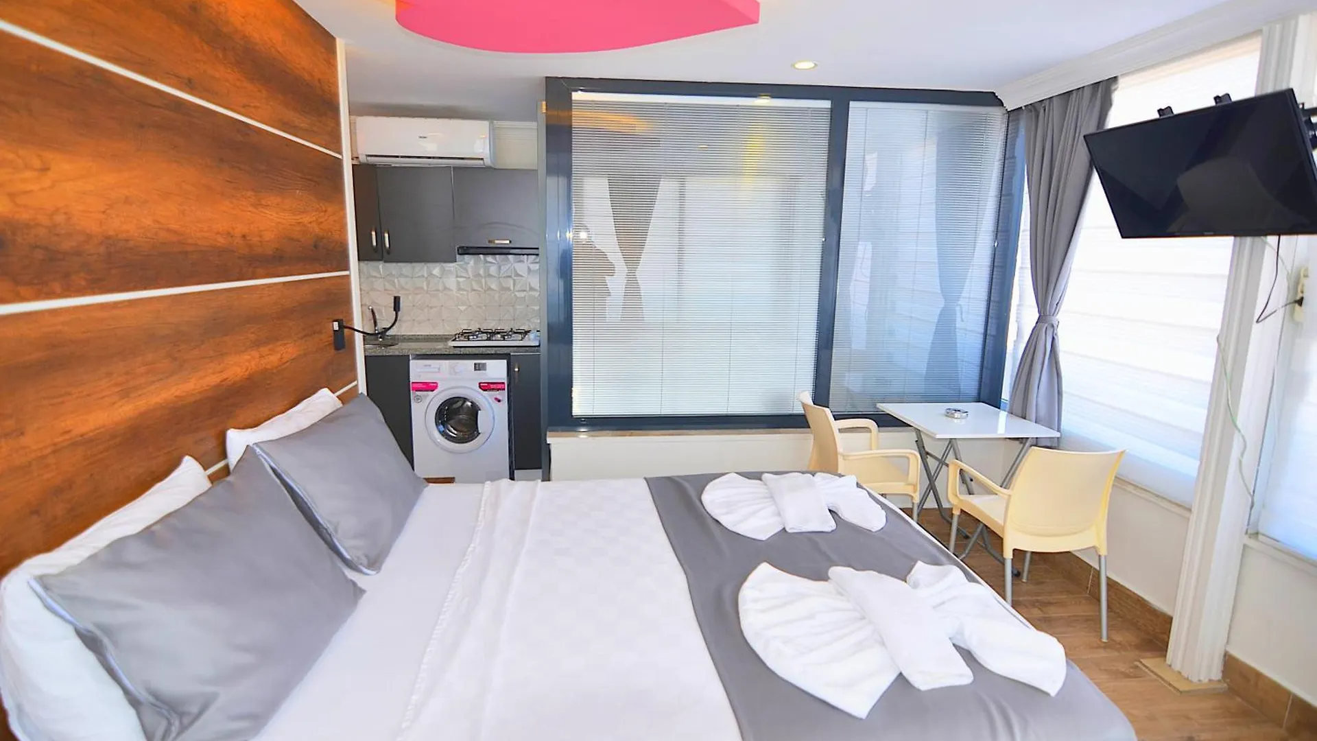 Royalis Apart Hotel By Mykonut Fethiye