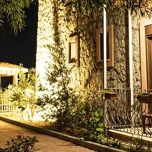 Casa Di Pietra Hotel