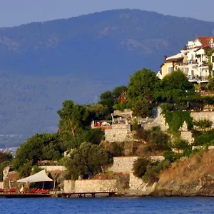 4* Hotel Ece Sovalye Island
