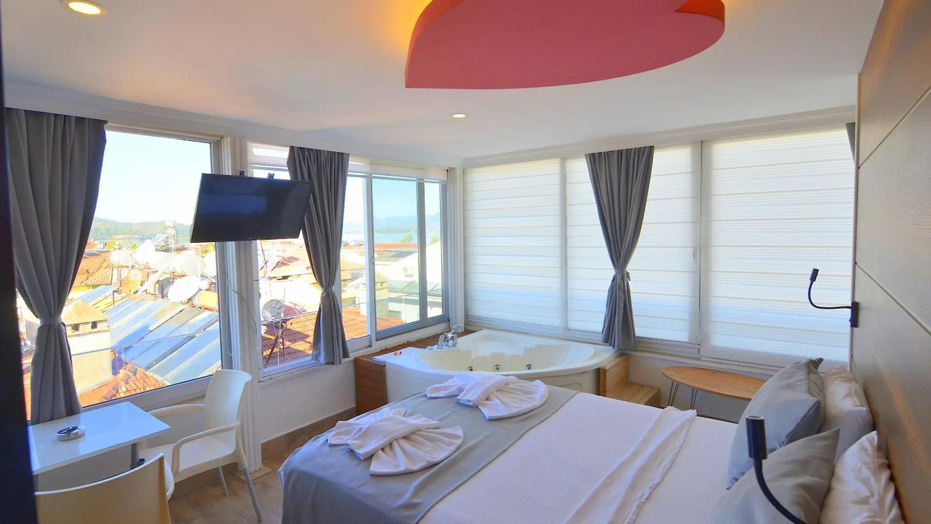 Royalis Apart Hotel By Mykonut Fethiye Hotel apartamentowy